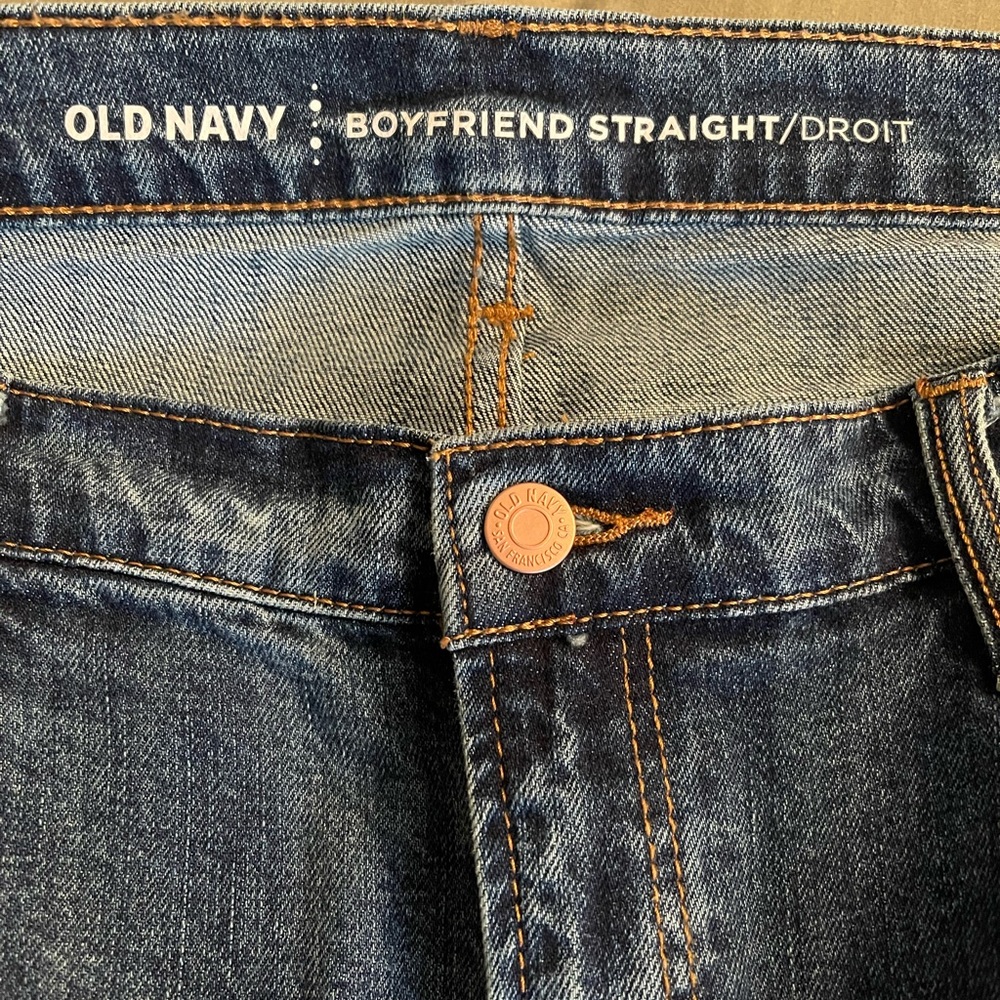 Old Navy boyfriend straight destroyed look jeans size 12 - Picture 3 of 4